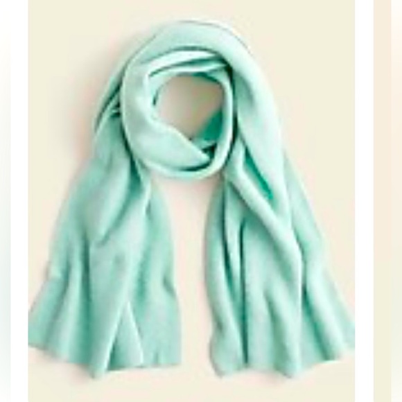 J Crew Two Pieces Ribbed Beanie In Supersoft Yarn and Ribbed Scarf In Supersoft - Picture 3 of 9